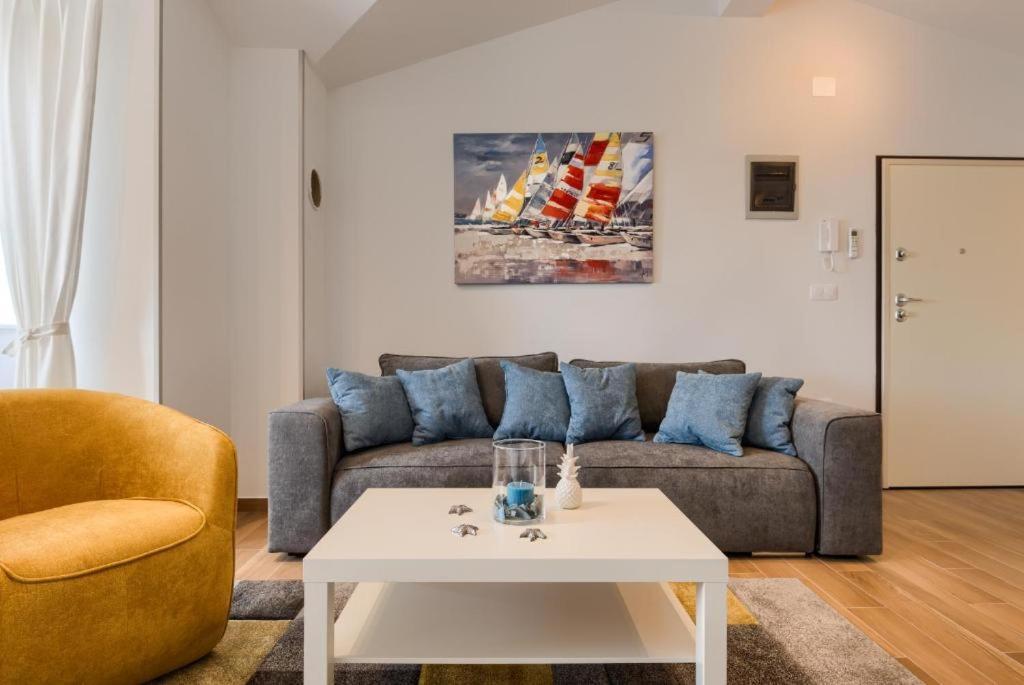 Apartments Dream In Arena 1 Pula Center Free Parking Exterior photo