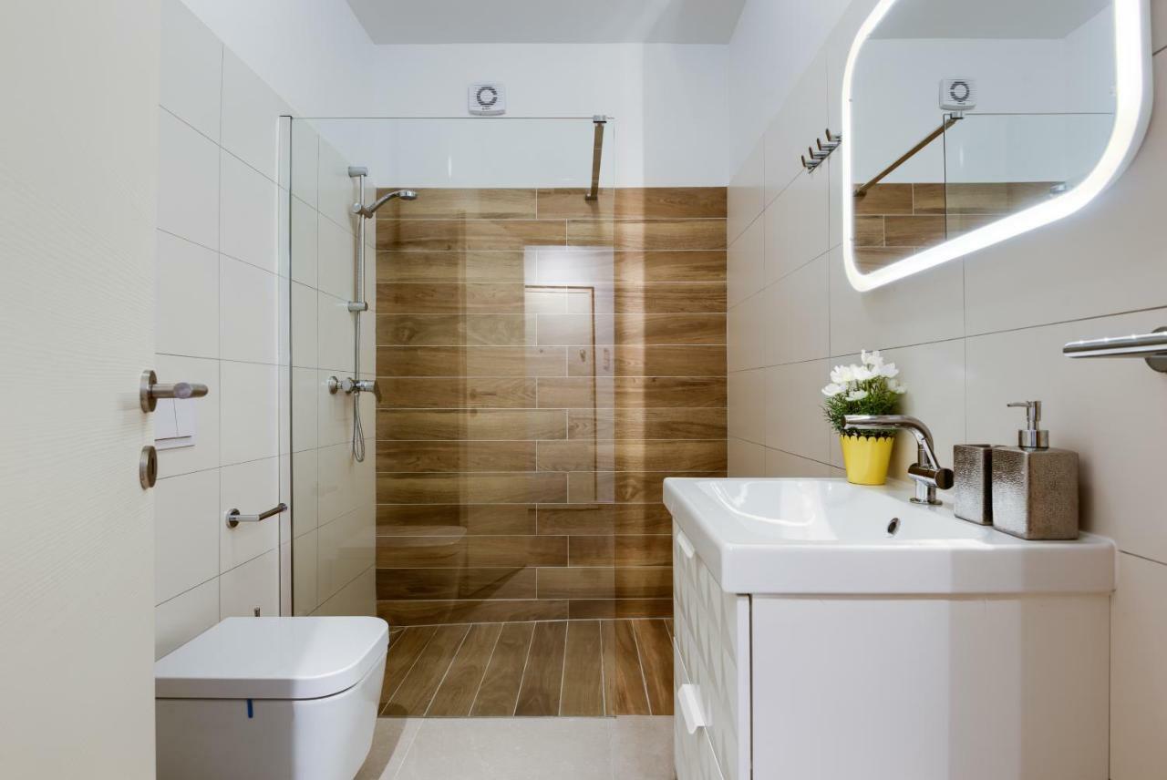 Apartments Dream In Arena 1 Pula Center Free Parking Exterior photo