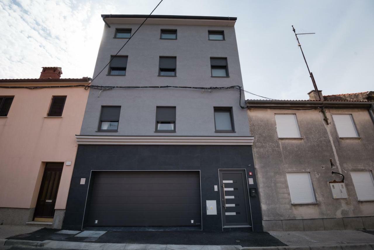 Apartments Dream In Arena 1 Pula Center Free Parking Exterior photo